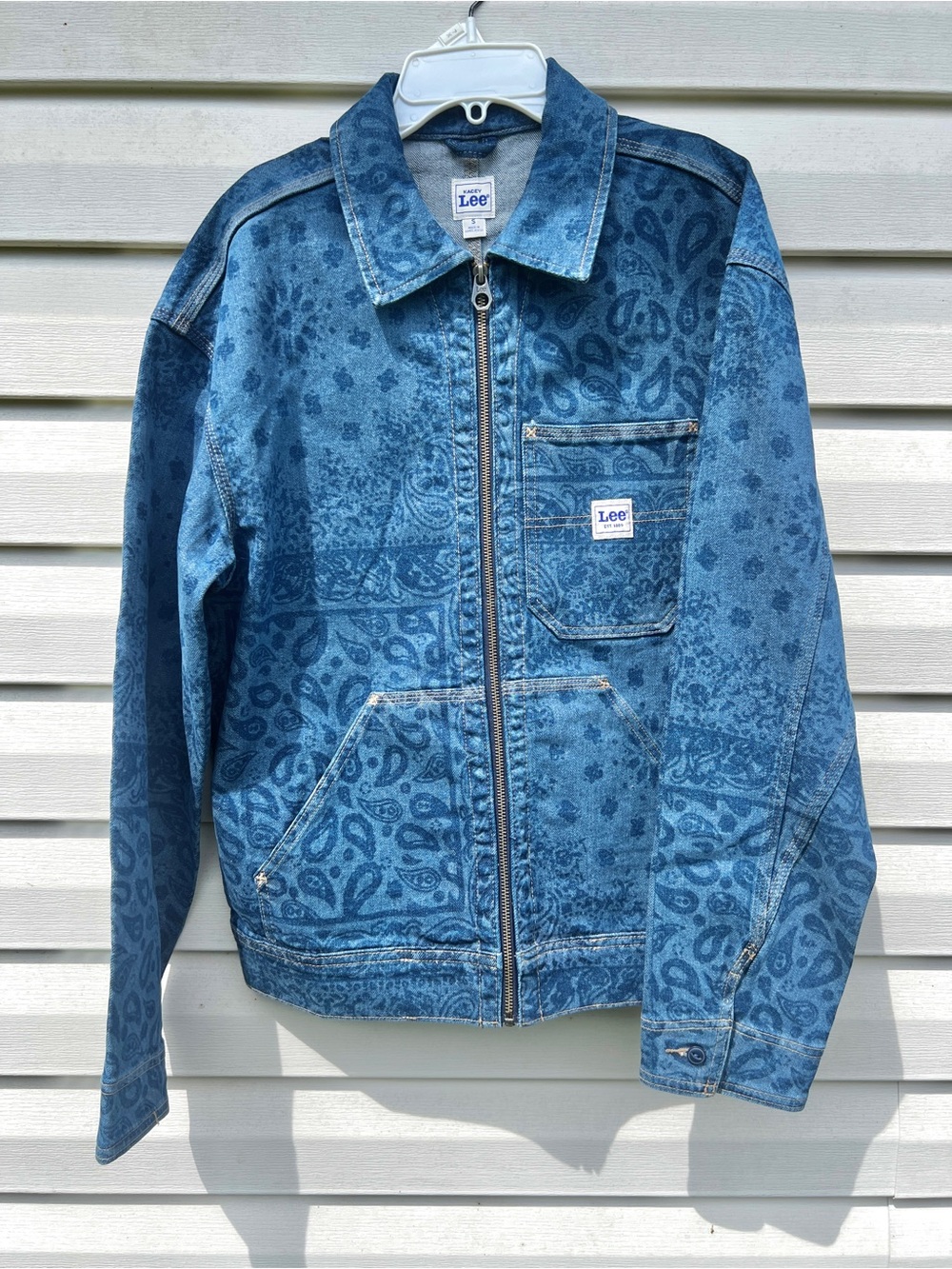 CLEAN Kacey x Lee size Medium Womens Denim Paisley Blue Jacket